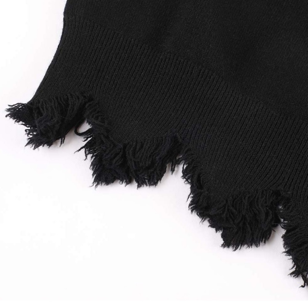 Distressed Fringe Heart Knit Sweater - Picture 4 of 7